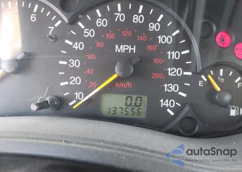 2001 Ford Focus Zx3 из США, поврежденный, VIN 3FAFP31381R177631